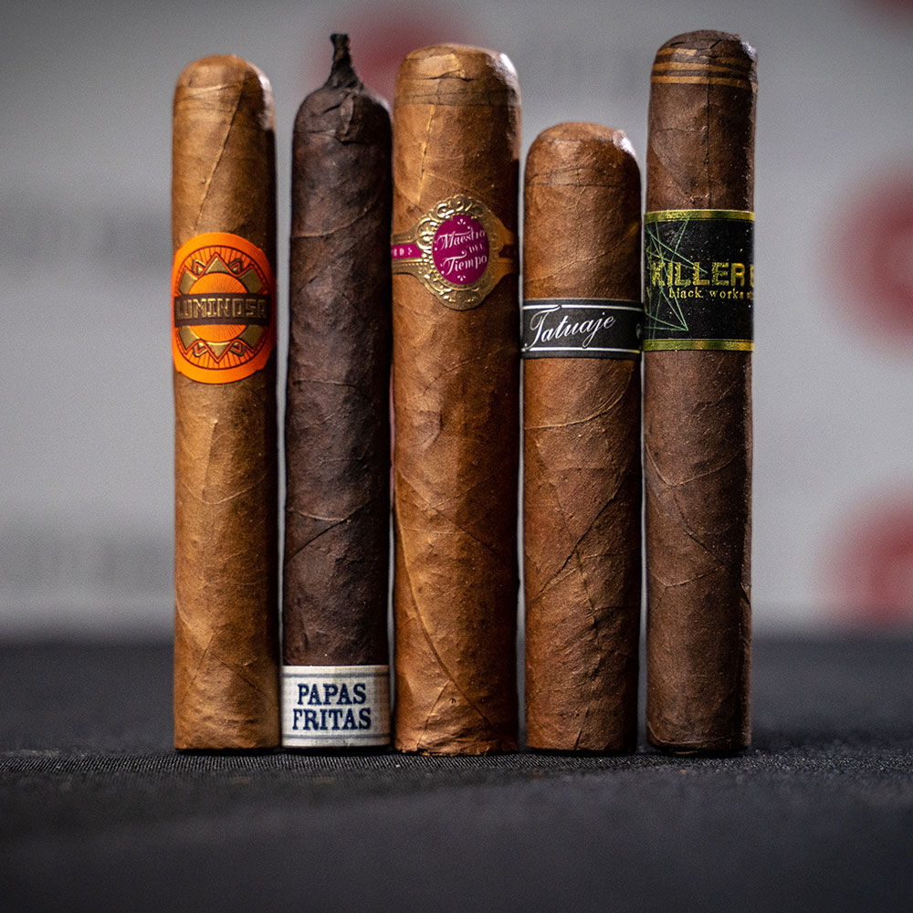 Social Media Collection Top 5 Short Smoke Cigars | JRCigars